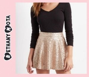 🎉2 for $20🎉 Bethany Mota Pink Mini Skirt